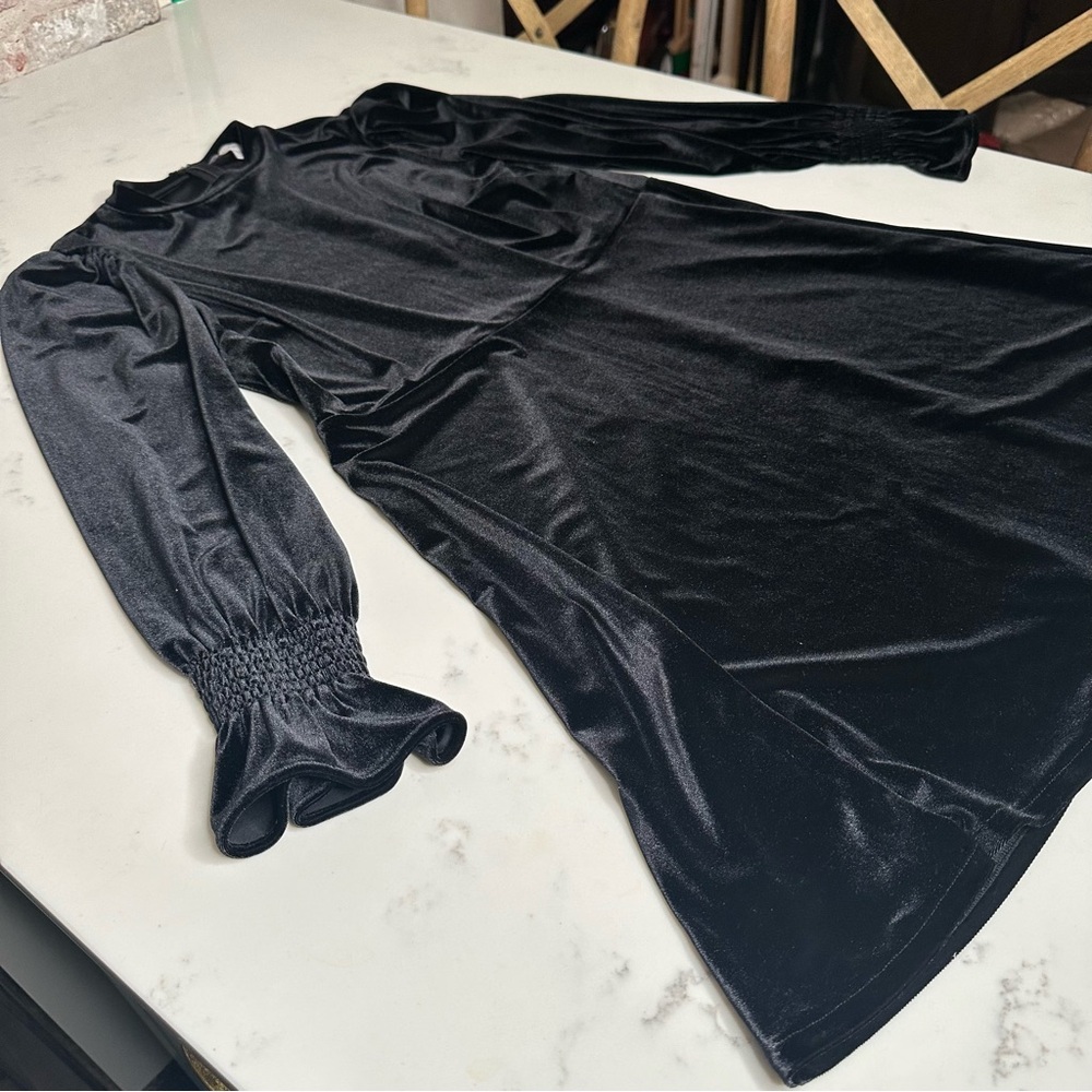 Loft Velvet Smocked Ruffle Cuff Flare Dress Size 10-C28 - Picture 3 of 6